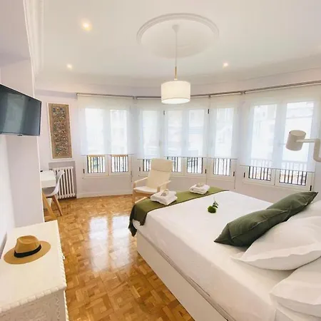 Atico Plaza Apartament *